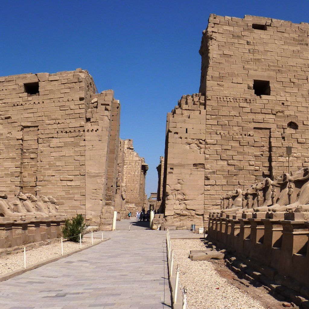 Luxor peste noapte din Hurghada