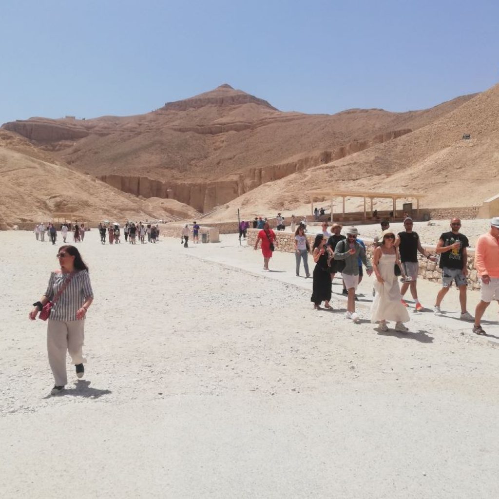 private trip to luxor from hurghada